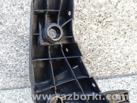 ФОТО Кронштейн бампера задній кріплення лівий або правий для Infiniti QX30 Киев