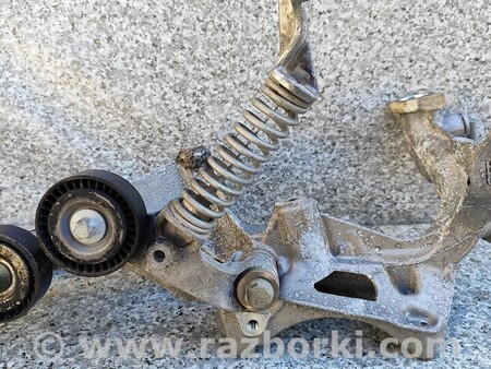 ФОТО Кронштейн Генератора двигуна для Infiniti QX30 Киев