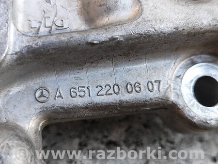 ФОТО Кронштейн двигуна для Infiniti QX30 Киев