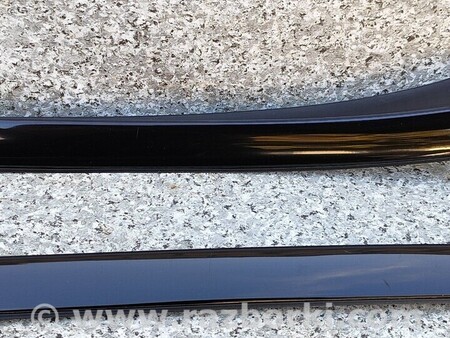 ФОТО Накладка Стекла Лобового Левая для Infiniti QX30 Киев