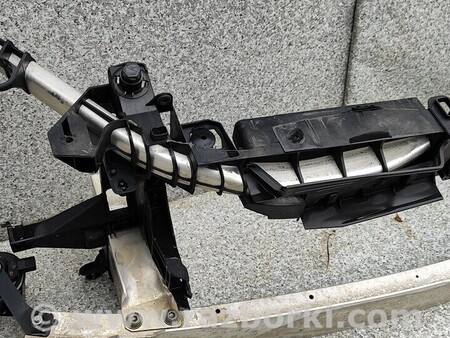 ФОТО Панель передня телевізор для Infiniti QX30 Киев