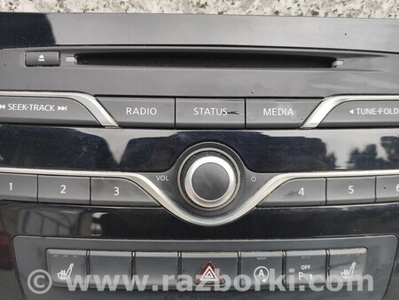 ФОТО Панель управлінням радіо сд монітор для Infiniti QX30 Киев