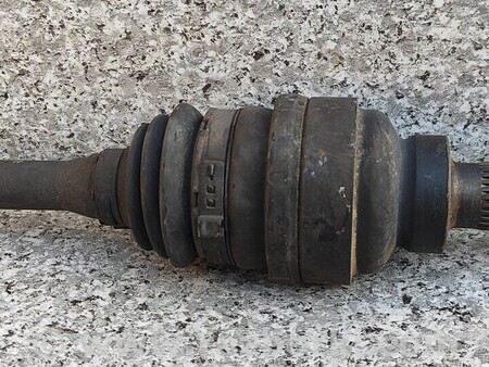 ФОТО Півісь Полуось задня права для Infiniti QX30 Киев