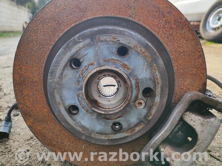 ФОТО Поворотний кулак задній Правий супорт для Infiniti QX30 Киев