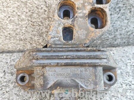 ФОТО Подушка двигуна Двигателя для Infiniti QX30 Киев