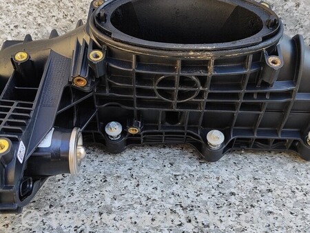 ФОТО Розподілювач впускного колектора для Infiniti QX30 Киев