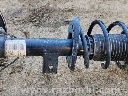 ФОТО Цапфа поворотний кулак передній лівий для Infiniti QX30 Киев