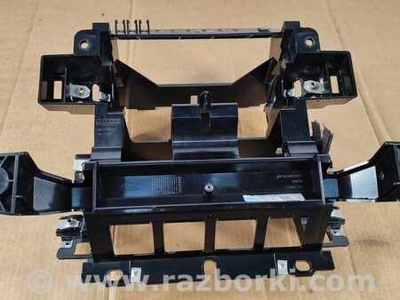 ФОТО Крипление магнитоли для Land Rover Range Rover Evoque Киев