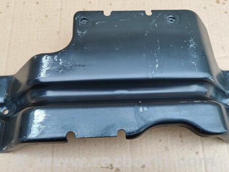 ФОТО Передний кронштейн под ведущую полуось теплоэкран для Land Rover Range Rover Evoque Киев