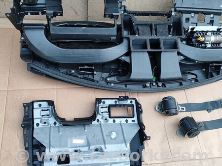 ФОТО Торпедо консоль для Land Rover Range Rover Evoque Киев