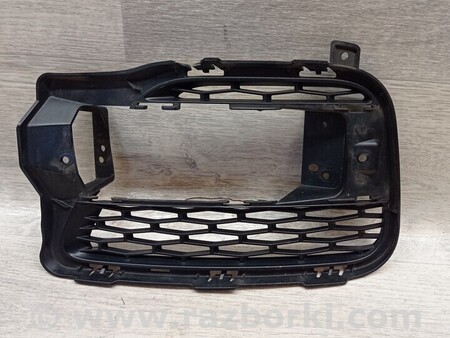 ФОТО Заглушка решітка туманки ПТФ переднього бампера права для Land Rover Range Rover Sport Киев