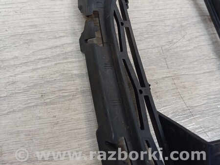 ФОТО Заглушка решітка туманки ПТФ переднього бампера права для Land Rover Range Rover Sport Киев