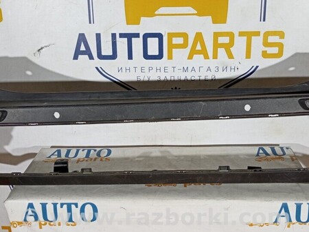 ФОТО Накладка бампера заднього для Toyota RAV-4 (05-12) Киев