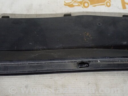 ФОТО Накладка жабо накладка жабо для Toyota RAV-4 (05-12) Київ