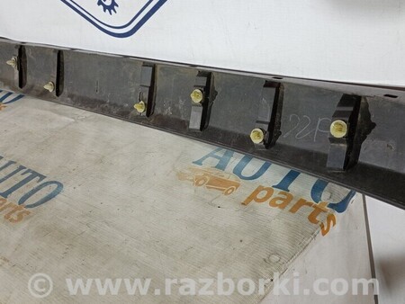 ФОТО Накладка крышки багажника для Toyota RAV-4 (05-12) Київ