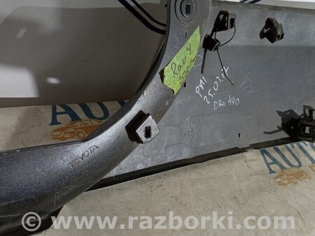 ФОТО Накладка кришки багажника ліва для Toyota RAV-4 (05-12) Київ