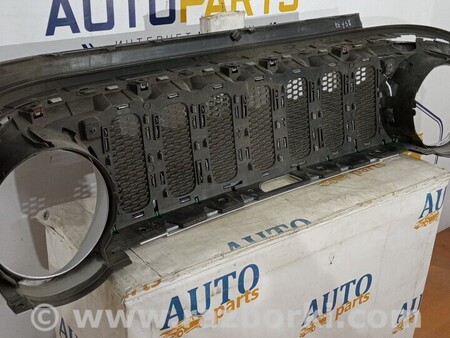 ФОТО Решетка радиатора для Jeep Renegade (BU) (2014-) Киев