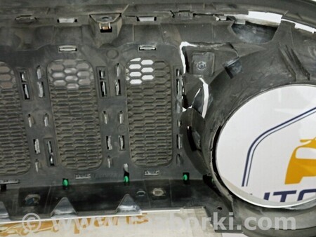 ФОТО Решетка радиатора для Jeep Renegade (BU) (2014-) Киев