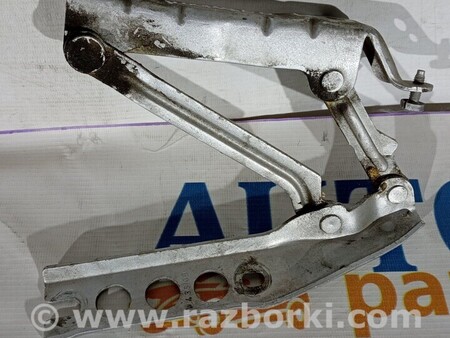 ФОТО Петля капота ліва для Skoda Roomster Киев