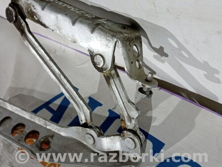 ФОТО Петля капота ліва для Skoda Roomster Киев