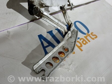 ФОТО Петля капота ліва для Skoda Roomster Киев