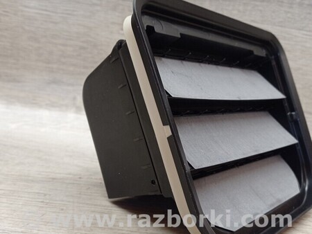 ФОТО Повітрозабірник клапан вентиляції салону лівий для Volvo S60 Киев