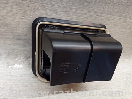 ФОТО Повітрозабірник клапан вентиляції салону лівий для Volvo S60 Киев