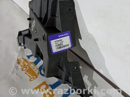 ФОТО Кронштейн крила переднього лівого передній для Volvo S80 Київ