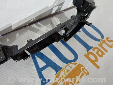 ФОТО Кронштейн переднього бампера правий для Volvo S90 Київ