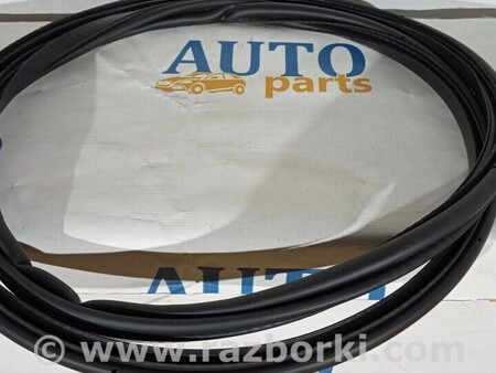 ФОТО Ущільнювач задніх дверей на кузові для Volvo S90 Київ