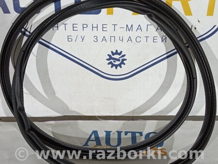 ФОТО Ущільнювач задніх дверей на кузові для Volvo S90 Київ