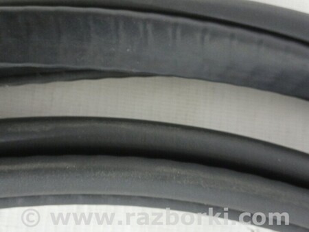 ФОТО Ущільнювач задніх дверей на кузові для Volvo S90 Київ