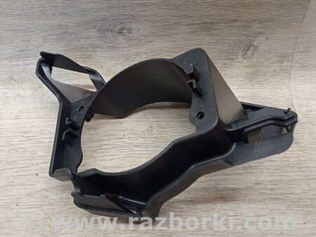 ФОТО Кронштейн кріплення направляюча туманки протитуманної фари лівий для Dacia Sandero Киев