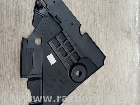 ФОТО Накладка кришка куточок захист переднього бампера правий для Dacia Sandero Киев