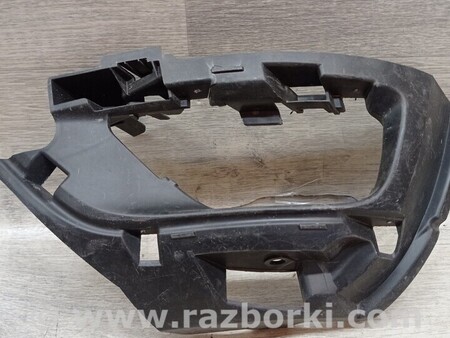 ФОТО Kронштейн кріплення башмак заднього бампера правий для Dacia Sandero Киев