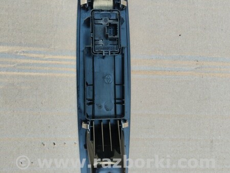 ФОТО Кнопка правого переднего стеклоподъемника для Renault Scenic Киев