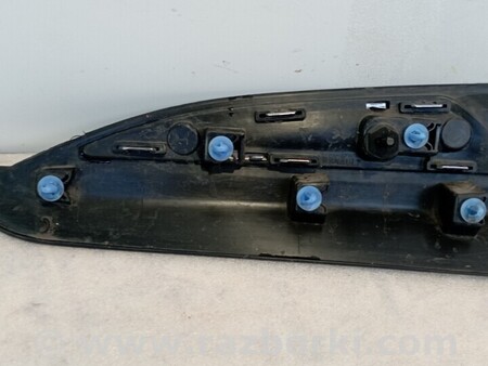 ФОТО Молдинг двери передний правий для Renault Scenic Киев