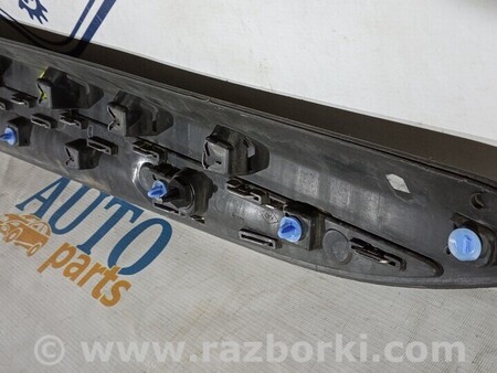 ФОТО Молдинг двері передньої правої для Renault Scenic Киев