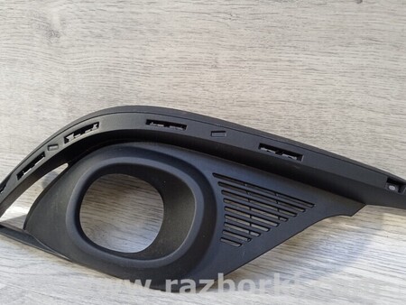 ФОТО Накладка Молдинг Кронштейн противотуманной фары правой для Renault Scenic Киев