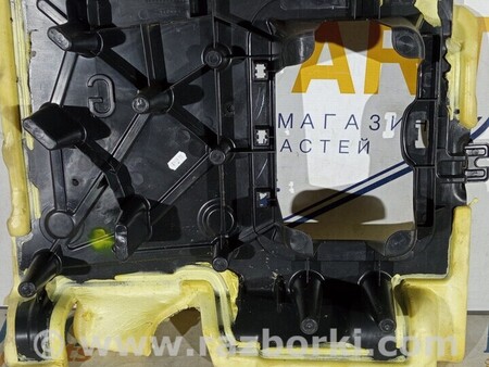 ФОТО Підставка під килимок перед ліва сторона для Renault Scenic Киев