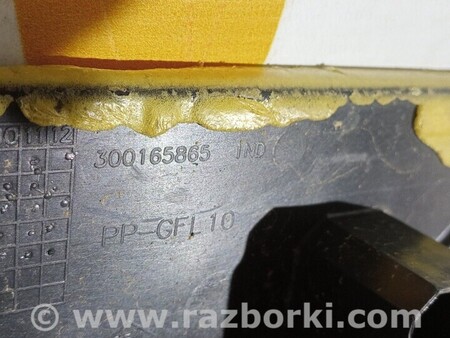 ФОТО Підставка під килимок перед правий бік для Renault Scenic Киев