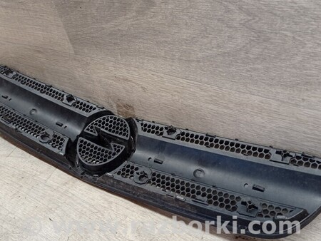 ФОТО Решетка радиатора бампера переднего центральная для Opel Signum Киев