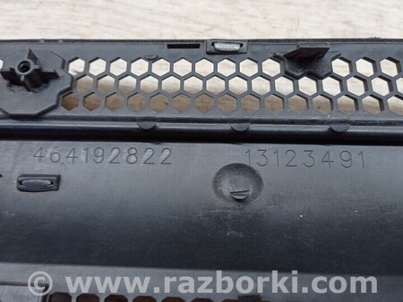 ФОТО Решетка радиатора бампера переднего центральная для Opel Signum Киев