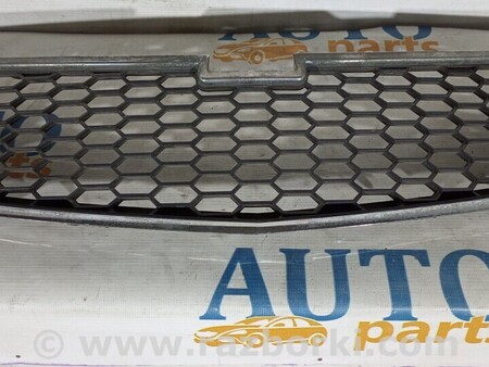 ФОТО Решетка бампера переднего центральная Центральна решітка переднього для Chevrolet Spark M300 (2009-...) Киев