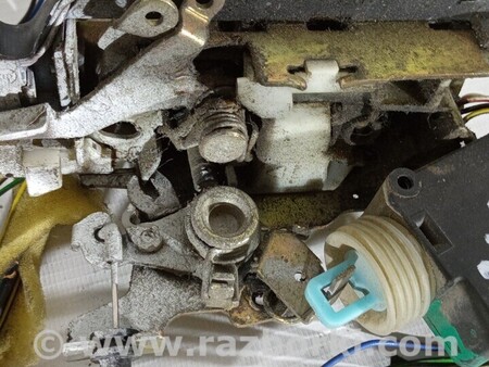 ФОТО Замок двери передней левой Замок передніх для Mercedes-Benz Sprinter Киев