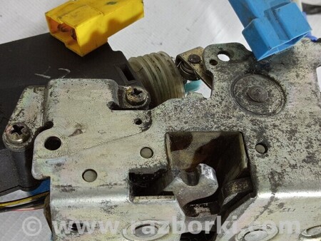 ФОТО Замок двери передней правой Замок передніх для Mercedes-Benz Sprinter Киев