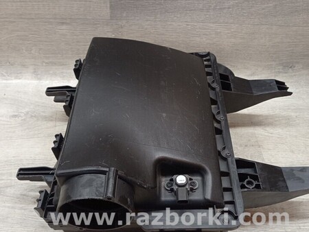 ФОТО Корпус фільтр повітряний двигуна зборi для Mercedes-Benz Sprinter Киев