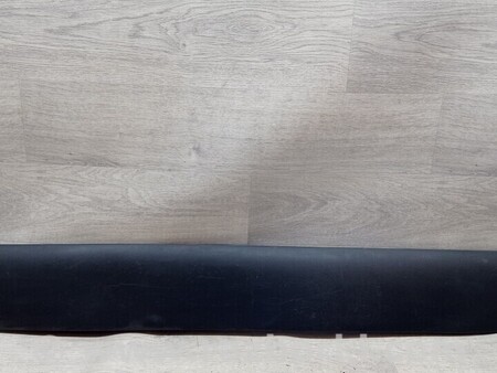 ФОТО Молдинг боковой сдвижной двери для Mercedes-Benz Sprinter Киев