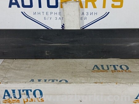 ФОТО Молдинг дверей бічний зсувний лівий для Mercedes-Benz Sprinter Киев