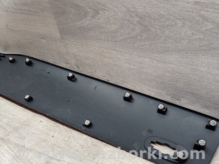 ФОТО Молдинг двери задней боковой правой для Mercedes-Benz Sprinter Киев